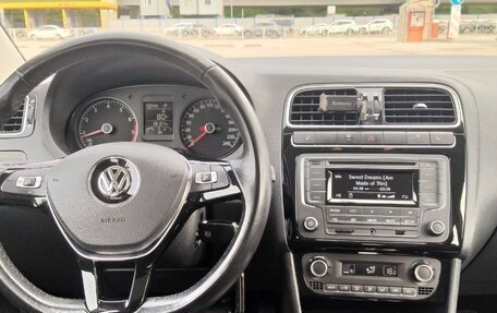 Volkswagen Polo VI (EU Market), 2017 год, 1 240 000 рублей, 11 фотография