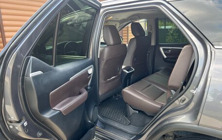 Toyota Fortuner II, 2018 год, 3 600 000 рублей, 10 фотография