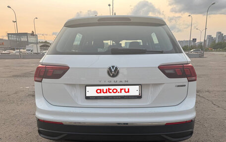 Volkswagen Tiguan II, 2021 год, 2 680 000 рублей, 5 фотография
