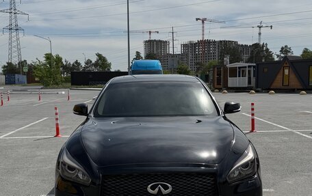 Infiniti Q70 I, 2015 год, 2 690 000 рублей, 1 фотография