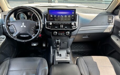 Mitsubishi Pajero IV, 2015 год, 2 400 000 рублей, 18 фотография