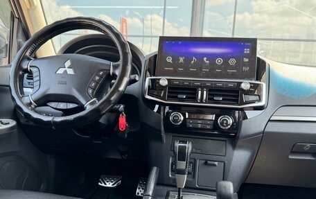 Mitsubishi Pajero IV, 2015 год, 2 400 000 рублей, 21 фотография