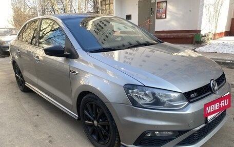 Volkswagen Polo VI (EU Market), 2017 год, 950 000 рублей, 2 фотография