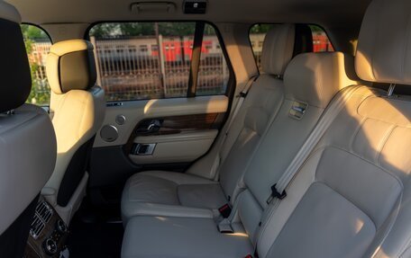 Land Rover Range Rover IV рестайлинг, 2019 год, 7 700 000 рублей, 26 фотография