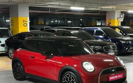 MINI Hatch, 2024 год, 7 400 000 рублей, 1 фотография