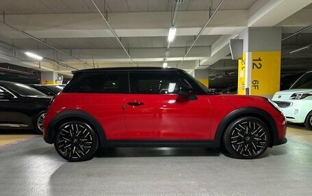 MINI Hatch, 2024 год, 7 400 000 рублей, 2 фотография