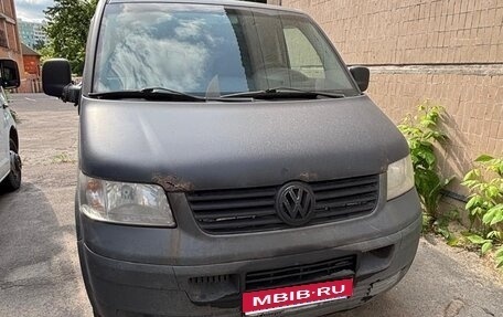 Volkswagen Transporter T5 рестайлинг, 2005 год, 570 000 рублей, 1 фотография