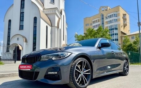 BMW 3 серия, 2019 год, 4 400 000 рублей, 4 фотография