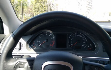 Audi A6, 2005 год, 1 650 000 рублей, 24 фотография