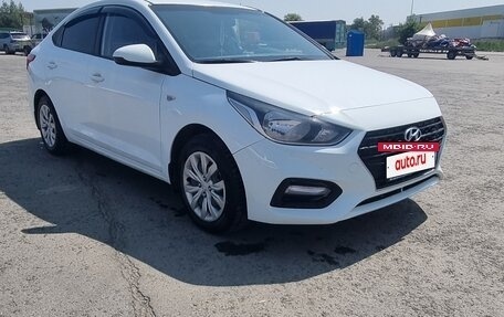 Hyundai Solaris II рестайлинг, 2017 год, 1 300 000 рублей, 6 фотография