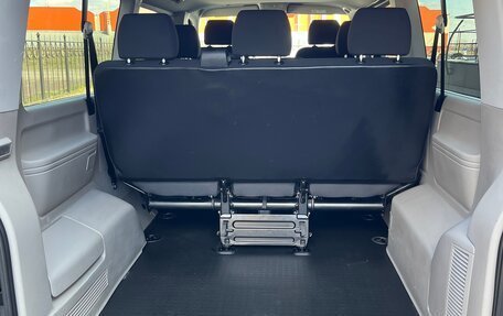 Volkswagen Caravelle T6 рестайлинг, 2017 год, 2 750 000 рублей, 14 фотография