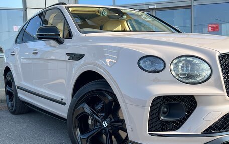 Bentley Bentayga I, 2022 год, 28 500 000 рублей, 5 фотография