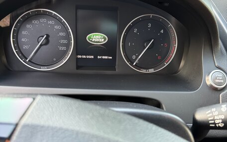 Land Rover Freelander II рестайлинг 2, 2014 год, 2 200 000 рублей, 21 фотография