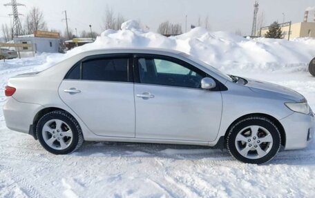 Toyota Corolla, 2011 год, 630 000 рублей, 3 фотография