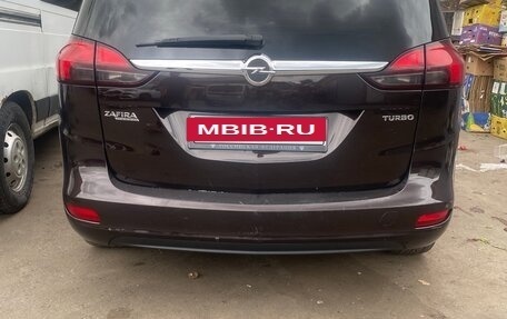 Opel Zafira C рестайлинг, 2013 год, 1 146 000 рублей, 6 фотография