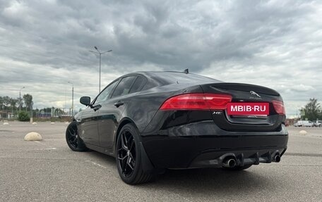 Jaguar XE I рестайлинг, 2015 год, 2 100 000 рублей, 3 фотография