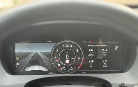 Jaguar XE I рестайлинг, 2015 год, 2 100 000 рублей, 25 фотография