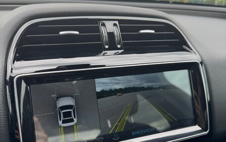 Jaguar XE I рестайлинг, 2015 год, 2 100 000 рублей, 31 фотография