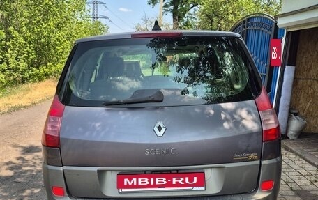 Renault Scenic III, 2004 год, 680 000 рублей, 3 фотография