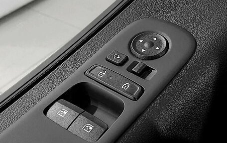Hyundai Staria, 2025 год, 7 849 000 рублей, 11 фотография