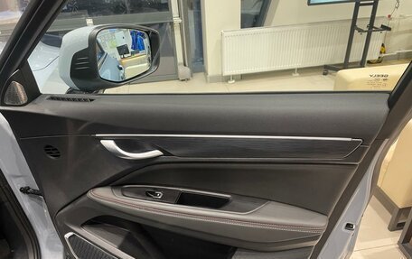 Geely Tugella FY11, 2023 год, 2 925 000 рублей, 16 фотография