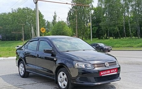 Volkswagen Polo VI (EU Market), 2011 год, 670 000 рублей, 3 фотография