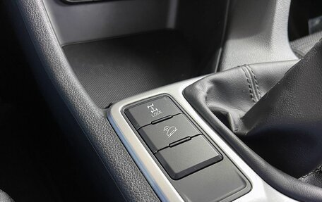 KIA Sportage IV рестайлинг, 2018 год, 1 999 000 рублей, 15 фотография