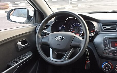 KIA Rio III рестайлинг, 2013 год, 890 000 рублей, 18 фотография