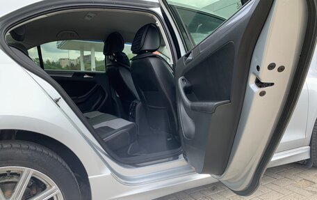 Volkswagen Jetta VI, 2013 год, 1 175 000 рублей, 11 фотография