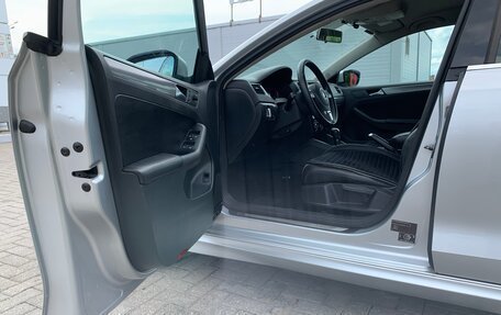 Volkswagen Jetta VI, 2013 год, 1 175 000 рублей, 15 фотография