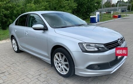 Volkswagen Jetta VI, 2013 год, 1 175 000 рублей, 7 фотография