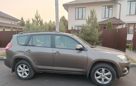 Toyota RAV4, 2010 год, 1 250 000 рублей, 2 фотография