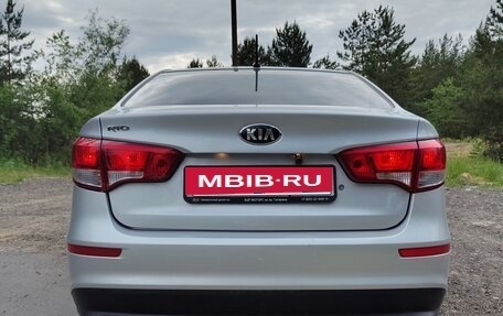 KIA Rio III рестайлинг, 2015 год, 860 000 рублей, 9 фотография