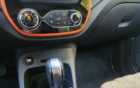 Renault Kaptur I рестайлинг, 2017 год, 1 440 000 рублей, 12 фотография