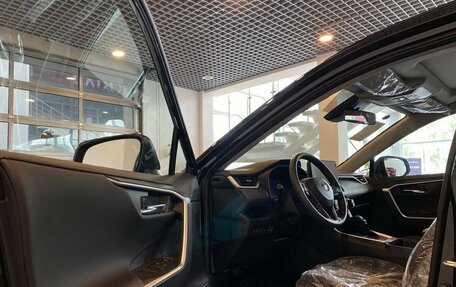 Toyota RAV4, 2025 год, 4 210 000 рублей, 21 фотография