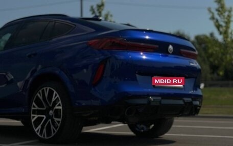 BMW X6 M, 2022 год, 13 500 000 рублей, 5 фотография