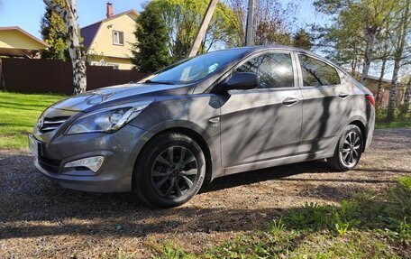 Hyundai Solaris II рестайлинг, 2015 год, 1 150 000 рублей, 4 фотография