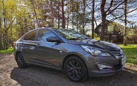 Hyundai Solaris II рестайлинг, 2015 год, 1 150 000 рублей, 12 фотография
