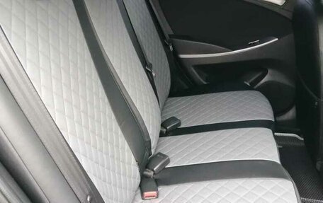 Hyundai Solaris II рестайлинг, 2015 год, 1 150 000 рублей, 3 фотография