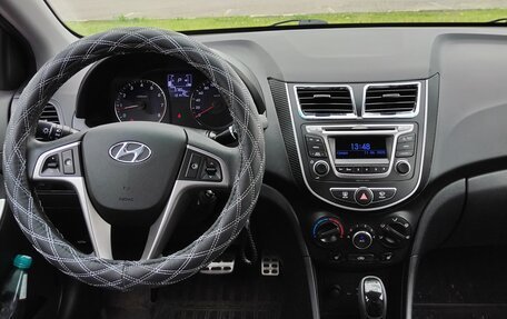 Hyundai Solaris II рестайлинг, 2015 год, 1 150 000 рублей, 8 фотография
