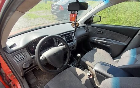 KIA Rio II, 2006 год, 400 000 рублей, 3 фотография