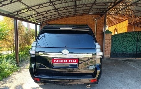 Toyota Land Cruiser Prado 150 рестайлинг 2, 2017 год, 4 321 000 рублей, 2 фотография