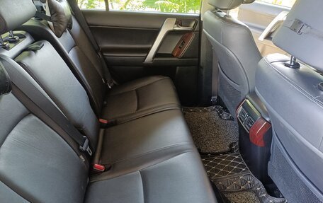 Toyota Land Cruiser Prado 150 рестайлинг 2, 2017 год, 4 321 000 рублей, 17 фотография
