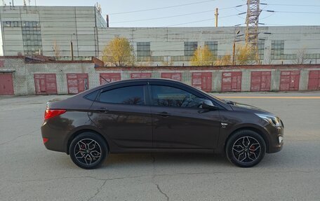 Hyundai Solaris II рестайлинг, 2015 год, 7 фотография