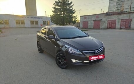 Hyundai Solaris II рестайлинг, 2015 год, 2 фотография