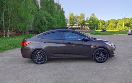 Hyundai Solaris II рестайлинг, 2015 год, 34 фотография