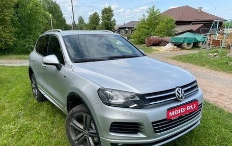 Volkswagen Touareg III, 2011 год, 2 200 000 рублей, 5 фотография