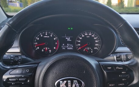 KIA Rio IV, 2018 год, 1 295 000 рублей, 11 фотография