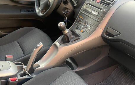 Toyota Auris II, 2007 год, 800 000 рублей, 6 фотография