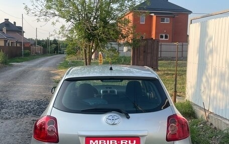 Toyota Auris II, 2007 год, 800 000 рублей, 4 фотография